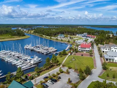 290 E Harborside Rd, Oriental, NC 28571 photo 35