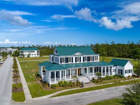 290 E Harborside Rd, Oriental, NC 28571 photo 3