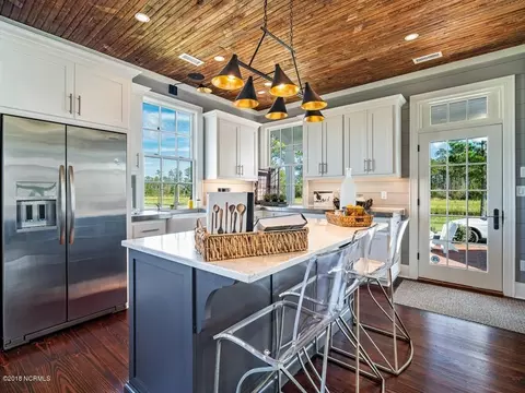 290 E Harborside Rd, Oriental, NC 28571 photo 19