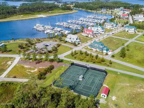 290 E Harborside Rd, Oriental, NC 28571 photo 37