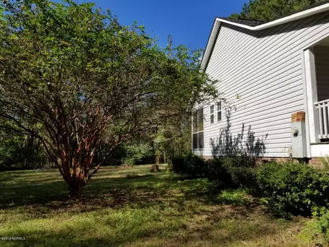 504 Cedar Acres Dr, Chocowinity, NC 27817 photo 2