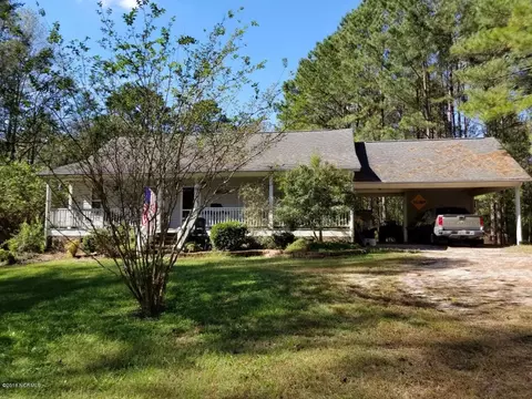 504 Cedar Acres Dr, Chocowinity, NC 27817 photo 1