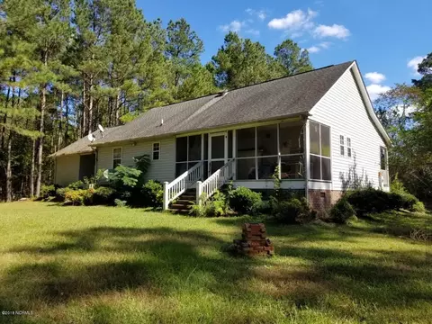 504 Cedar Acres Dr, Chocowinity, NC 27817 photo 4