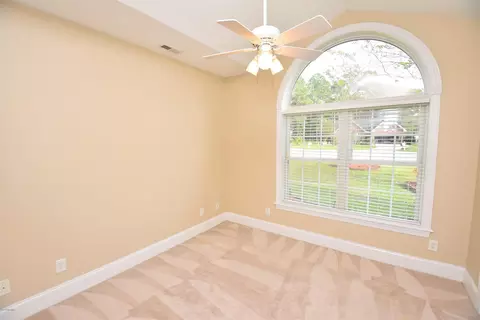 103 Pinecrest Ct, Washington, NC 27889 photo 17