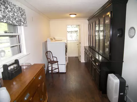 404 E Nash St, Spring Hope, NC 27882 photo 9