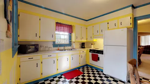 424 E 3rd St, Ayden, NC 28513 photo 17