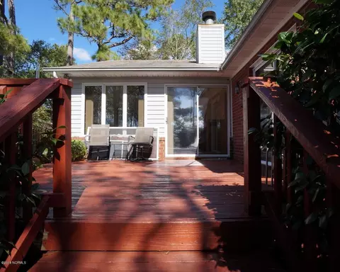 1906 Harbourside Dr, New Bern, NC 28560 photo 25