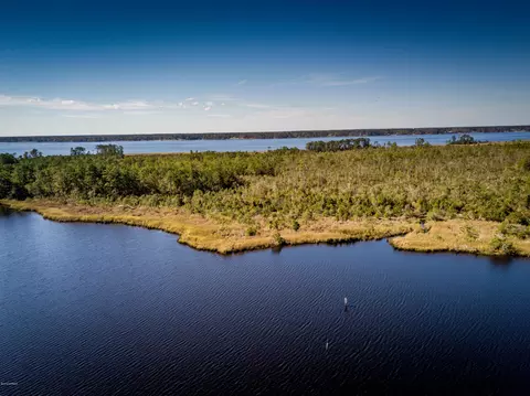 1906 Harbourside Dr, New Bern, NC 28560 photo 40