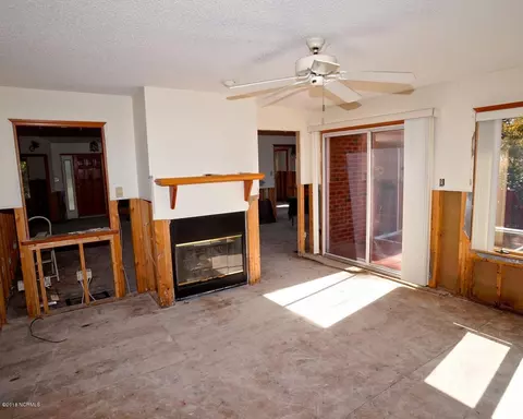 1906 Harbourside Dr, New Bern, NC 28560 photo 13