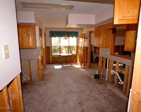 1906 Harbourside Dr, New Bern, NC 28560 photo 7