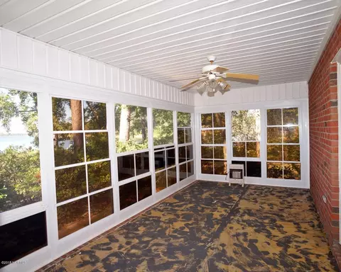 1906 Harbourside Dr, New Bern, NC 28560 photo 18