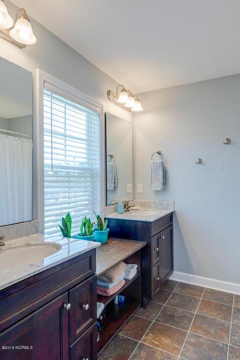255 E Ivybridge Dr, Hubert, NC 28539 photo 24