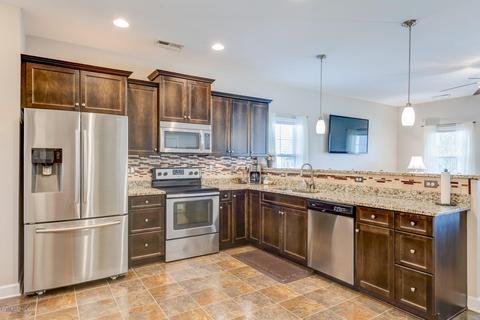 255 E Ivybridge Dr, Hubert, NC 28539 photo 7