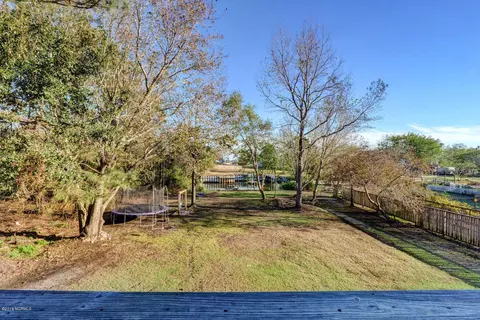 111 Mallard Dr, Hampstead, NC 28443 photo 23