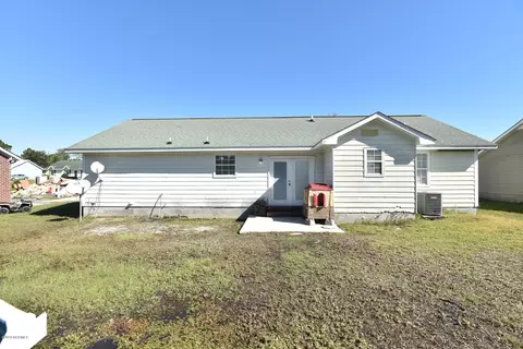 214 S Ginger Dr, Hubert, NC 28539 photo 2