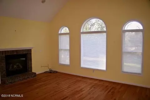 800 Cordgrass Rd, Hampstead, NC 28443 photo 8
