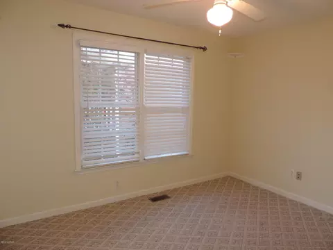 409 Taberna Cir, New Bern, NC 28562 photo 24