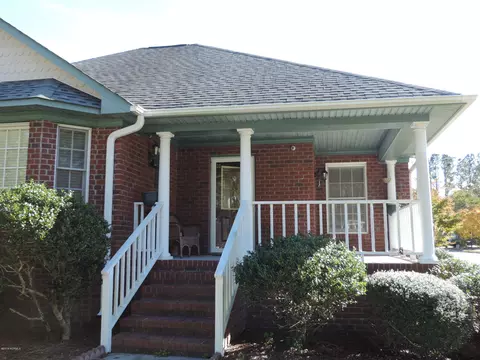 409 Taberna Cir, New Bern, NC 28562 photo 3