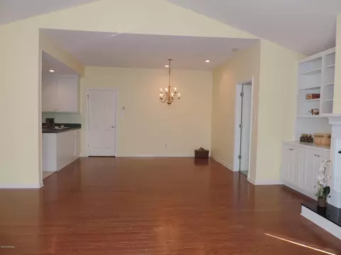 409 Taberna Cir, New Bern, NC 28562 photo 8