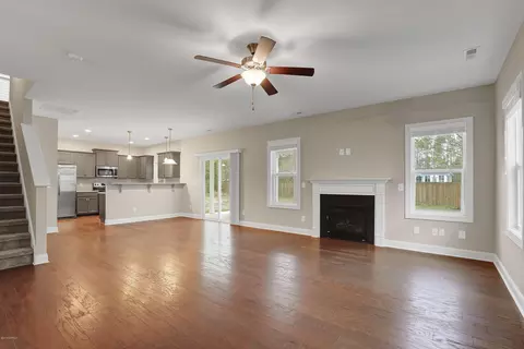 60 Peoples Ct, Hampstead, NC 28443 photo 3
