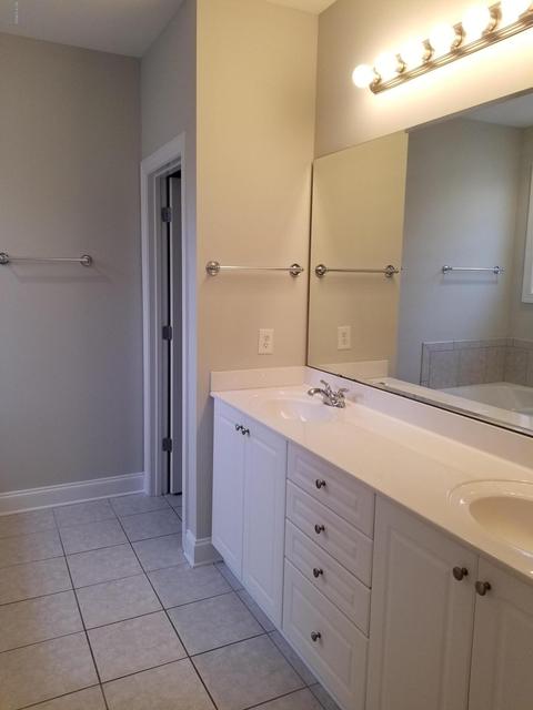 70 Scotlands Ct, Hampstead, NC 28443 photo 16
