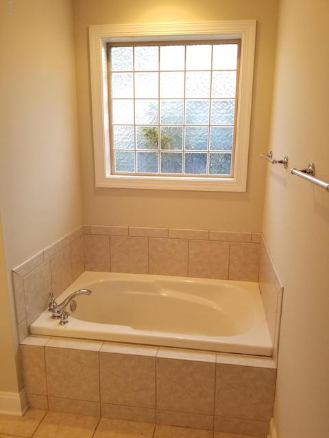 70 Scotlands Ct, Hampstead, NC 28443 photo 17