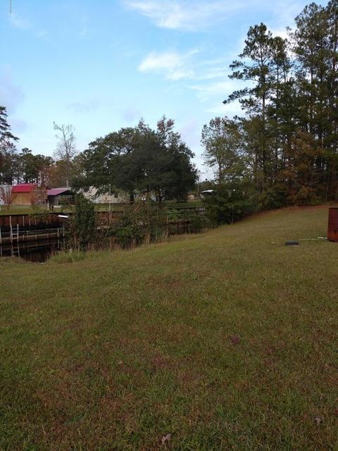115 Robin Ln, Oriental, NC 28571 photo 12