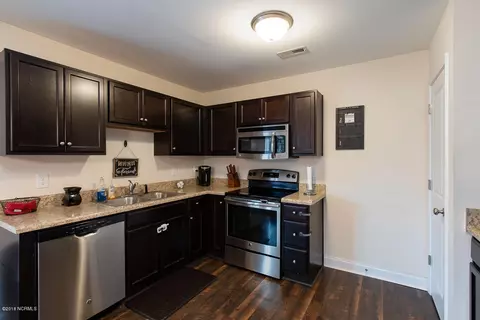 641 Hubert Blvd, Hubert, NC 28539 photo 9