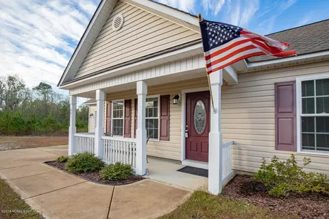 641 Hubert Blvd, Hubert, NC 28539 photo 3