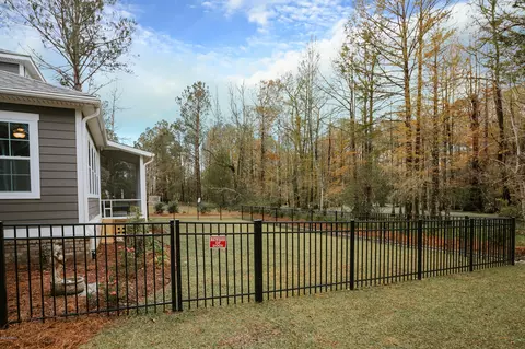160 Iris Way, Hampstead, NC 28443 photo 5
