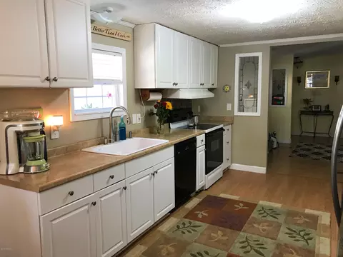 700 Bay Harbor Dr, Hampstead, NC 28443 photo 11