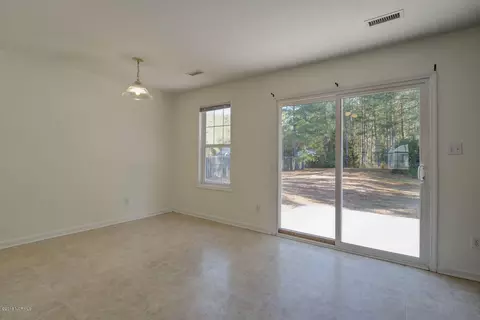 139 Marcil Ln, Hampstead, NC 28443 photo 8