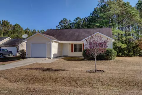 139 Marcil Ln, Hampstead, NC 28443 photo 2