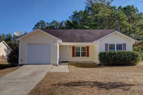 139 Marcil Ln, Hampstead, NC 28443 photo 1
