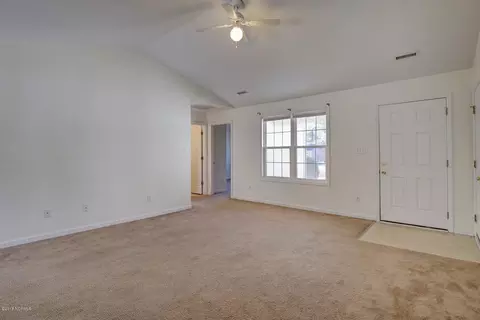 139 Marcil Ln, Hampstead, NC 28443 photo 5