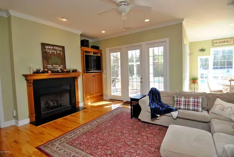 435 Creekview Dr E, Hampstead, NC 28443 photo 9