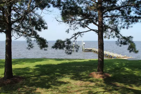 139 Robert Cox Rd, Bath, NC 27808 photo 3