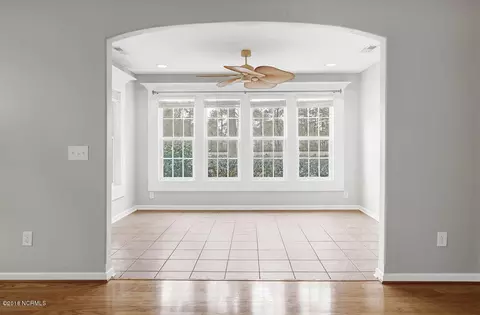 304 Azalea Dr, Hampstead, NC 28443 photo 10