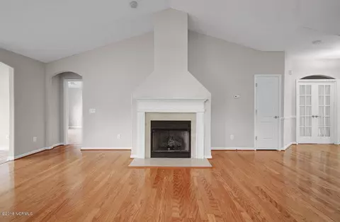 304 Azalea Dr, Hampstead, NC 28443 photo 3