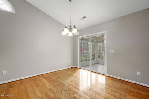 304 Azalea Dr, Hampstead, NC 28443 photo 9