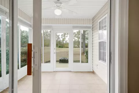 304 Azalea Dr, Hampstead, NC 28443 photo 5