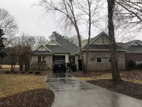 208 Cedar Point Dr, Wallace, NC 28466 photo 1