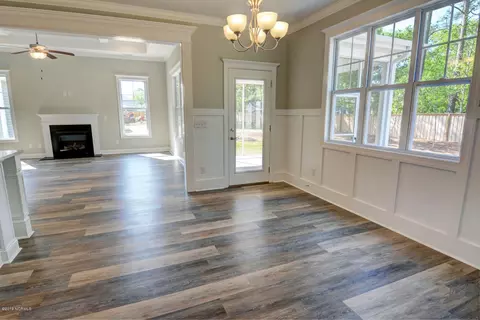 323 S Brig Dr, Hampstead, NC 28443 photo 8