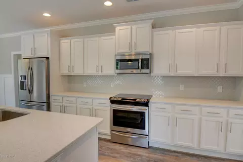 323 S Brig Dr, Hampstead, NC 28443 photo 5