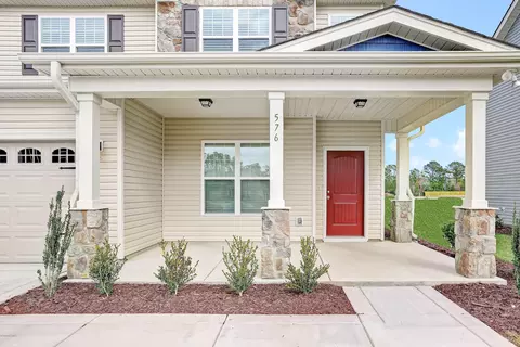 576 Aurora Pl, Hampstead, NC 28443 photo 3