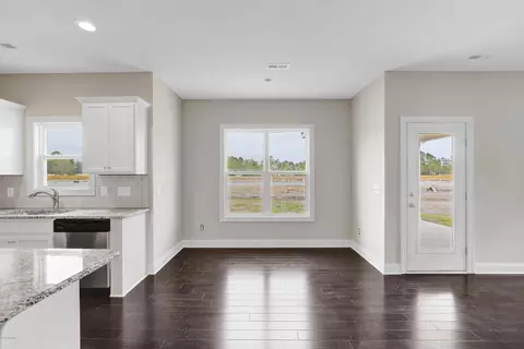 576 Aurora Pl, Hampstead, NC 28443 photo 15