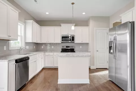 602 Aurora Pl, Hampstead, NC 28443 photo 11