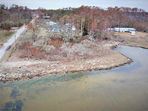 203 Army Camp Rd, Davis, NC 28524 photo 4