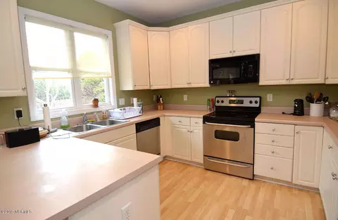 113 Friendly Ln, Hampstead, NC 28443 photo 16