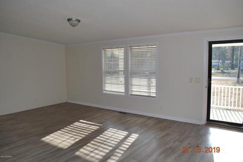 128 Daniel Dr, Hubert, NC 28539 photo 4